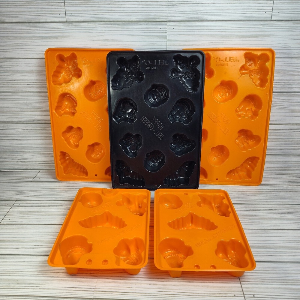 Jello Jell-O Jigglers Halloween Moldsโ Lot 5 Bats Pumpkin Ghost Skull Witch Cats